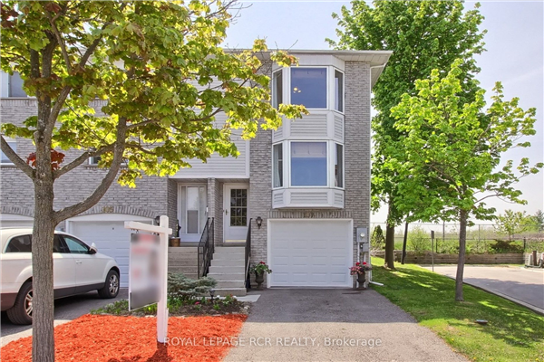 107 William Curtis Circ, Newmarket