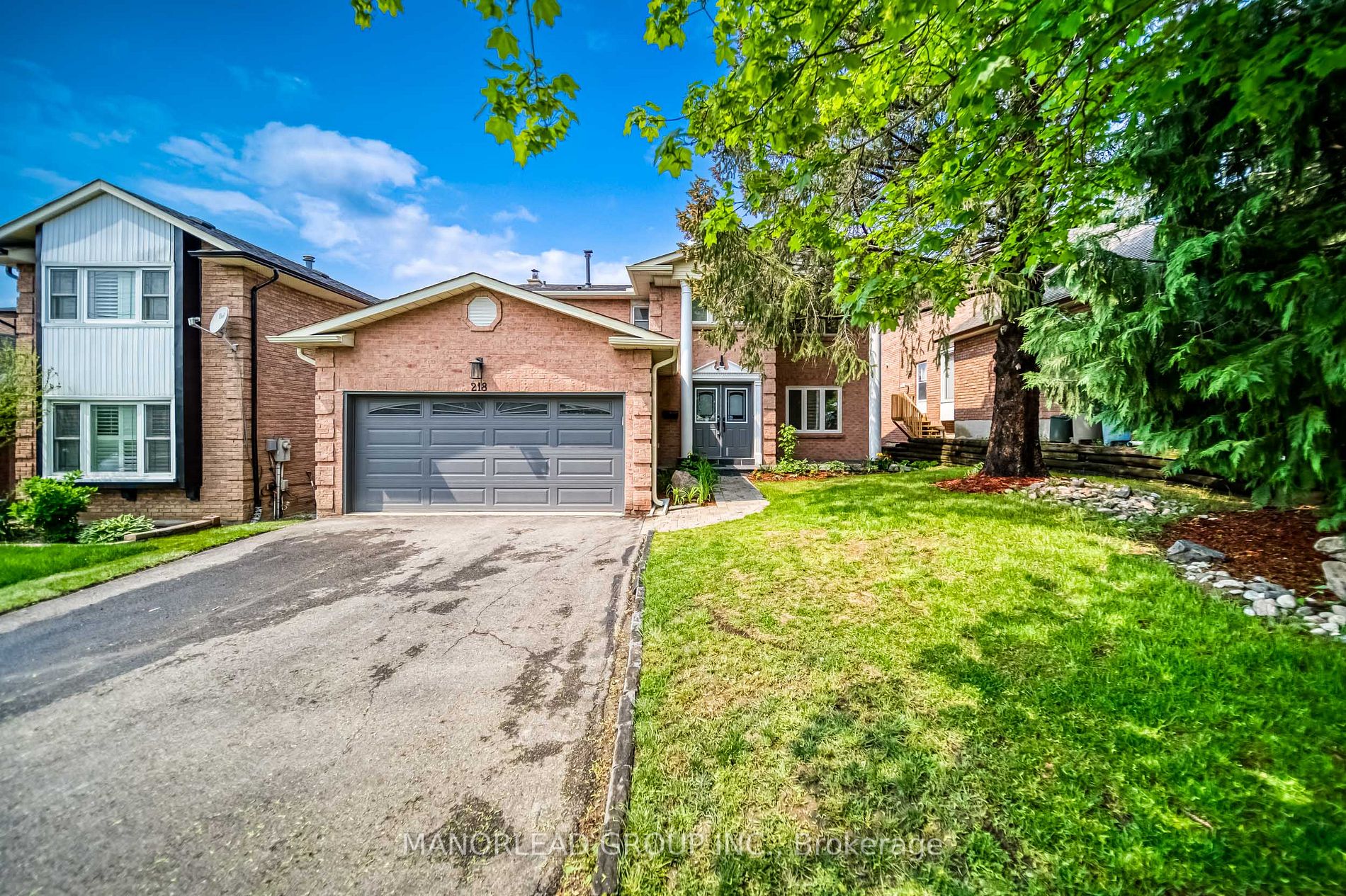 218 Langstaff Rd W