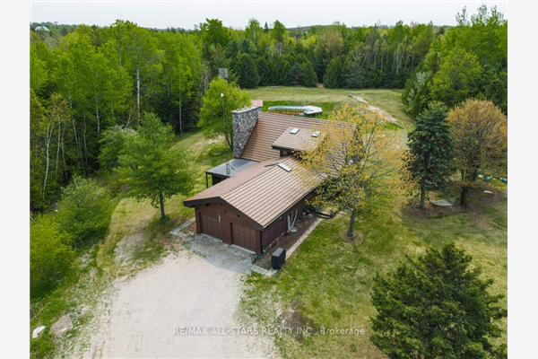 335 Ashworth Rd, Uxbridge