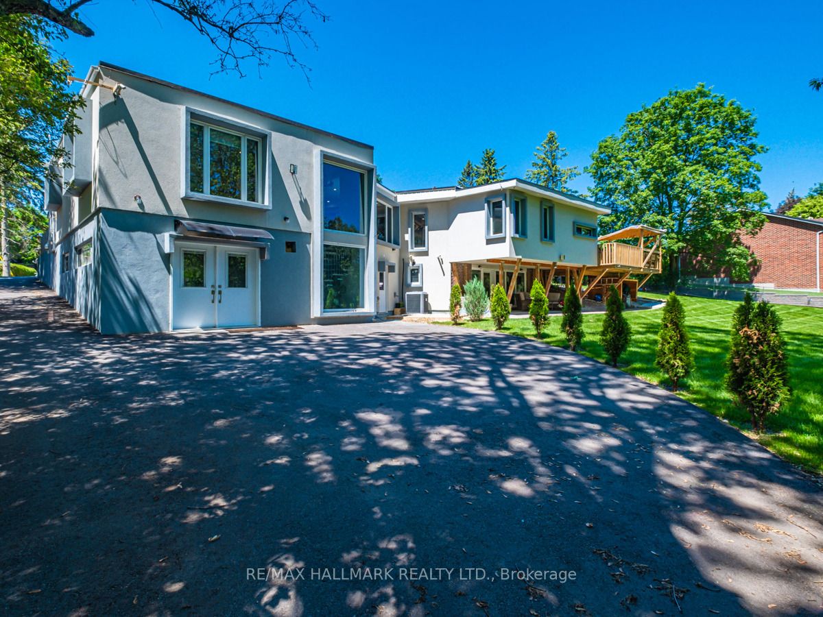 115 Lynwood Cres