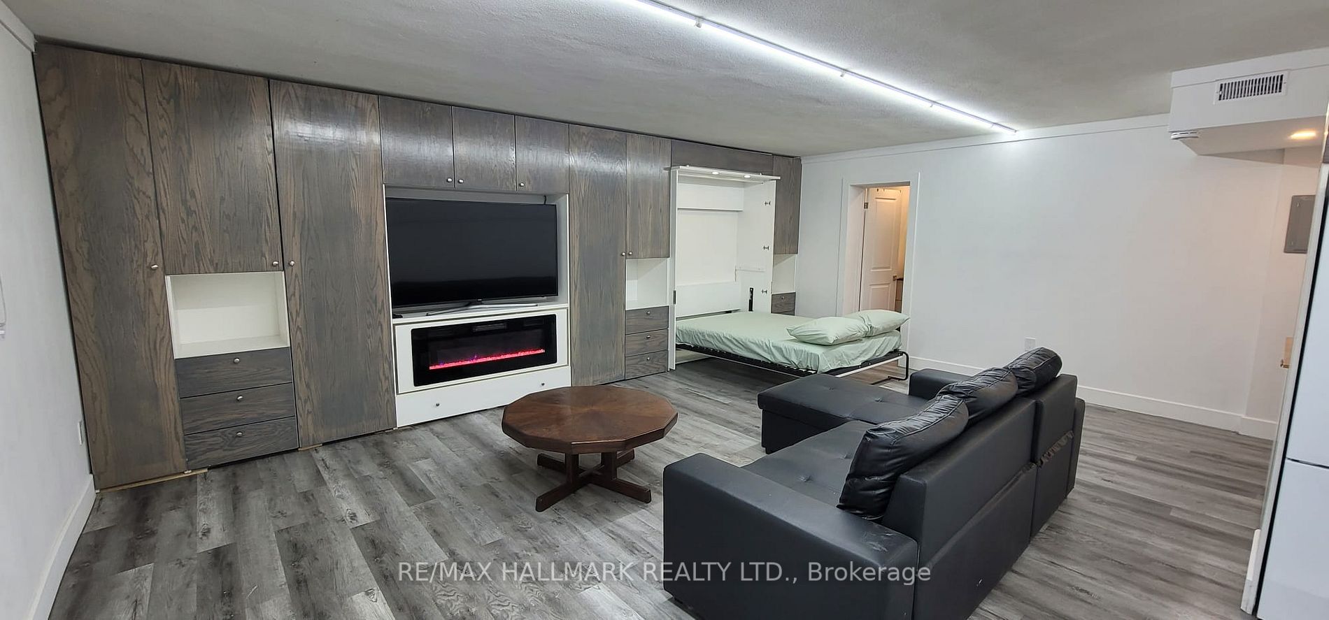 115 Lynwood Cres