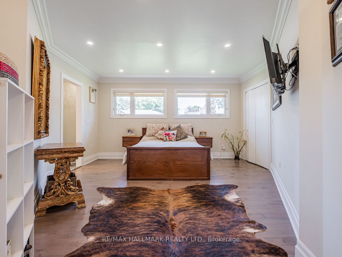 115 Lynwood Cres