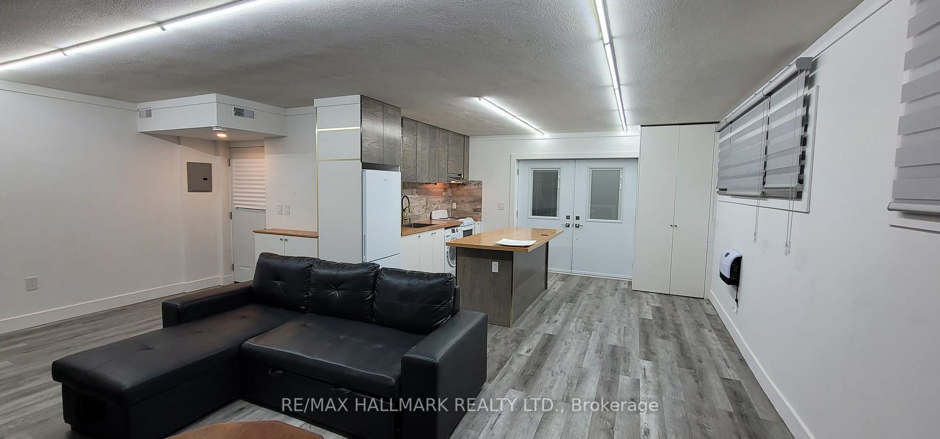 115 Lynwood Cres