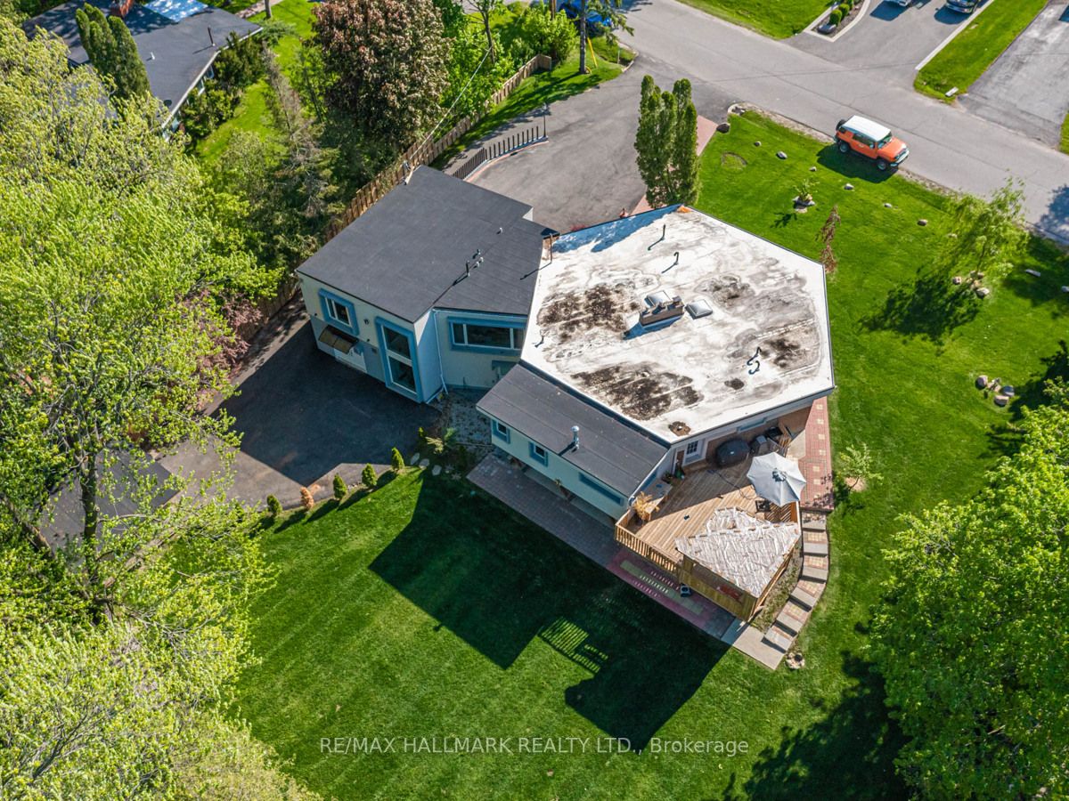 115 Lynwood Cres