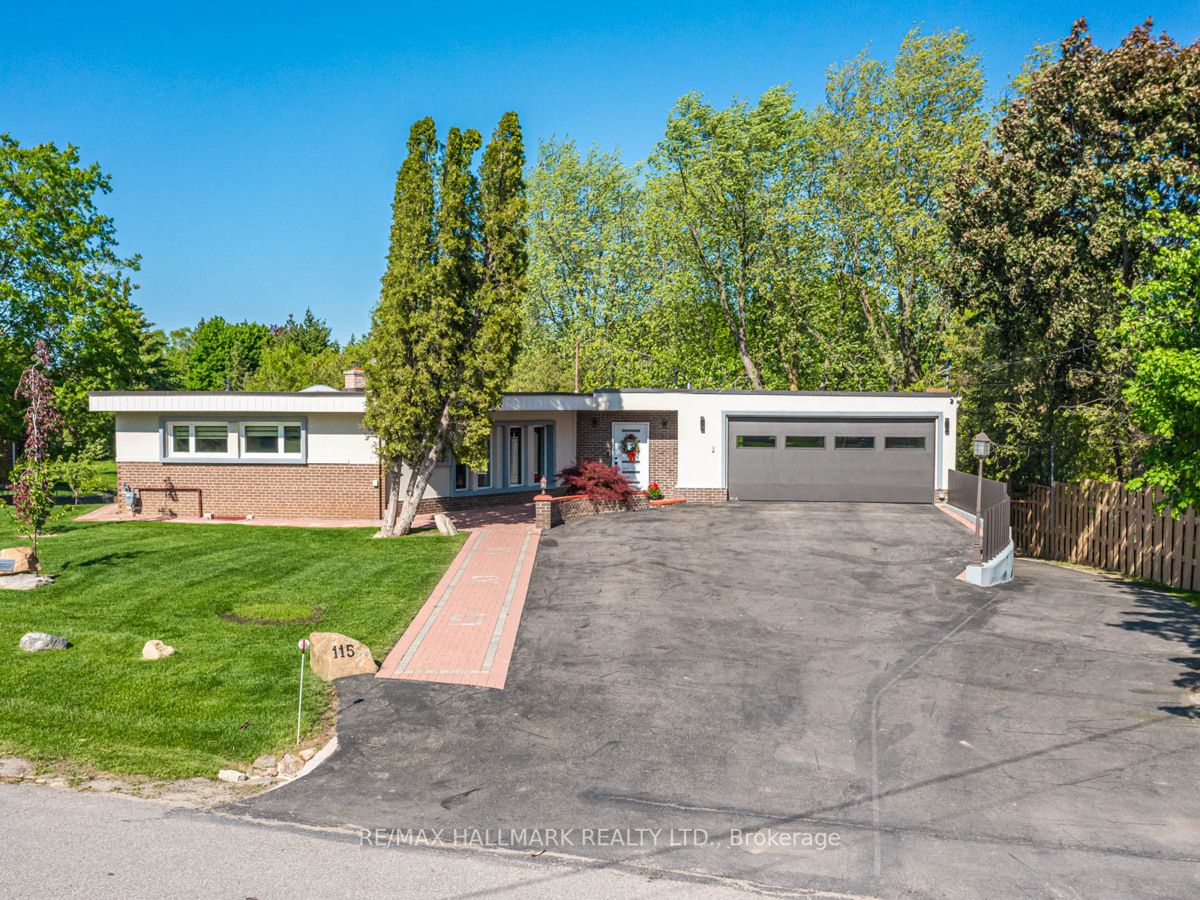 115 Lynwood Cres