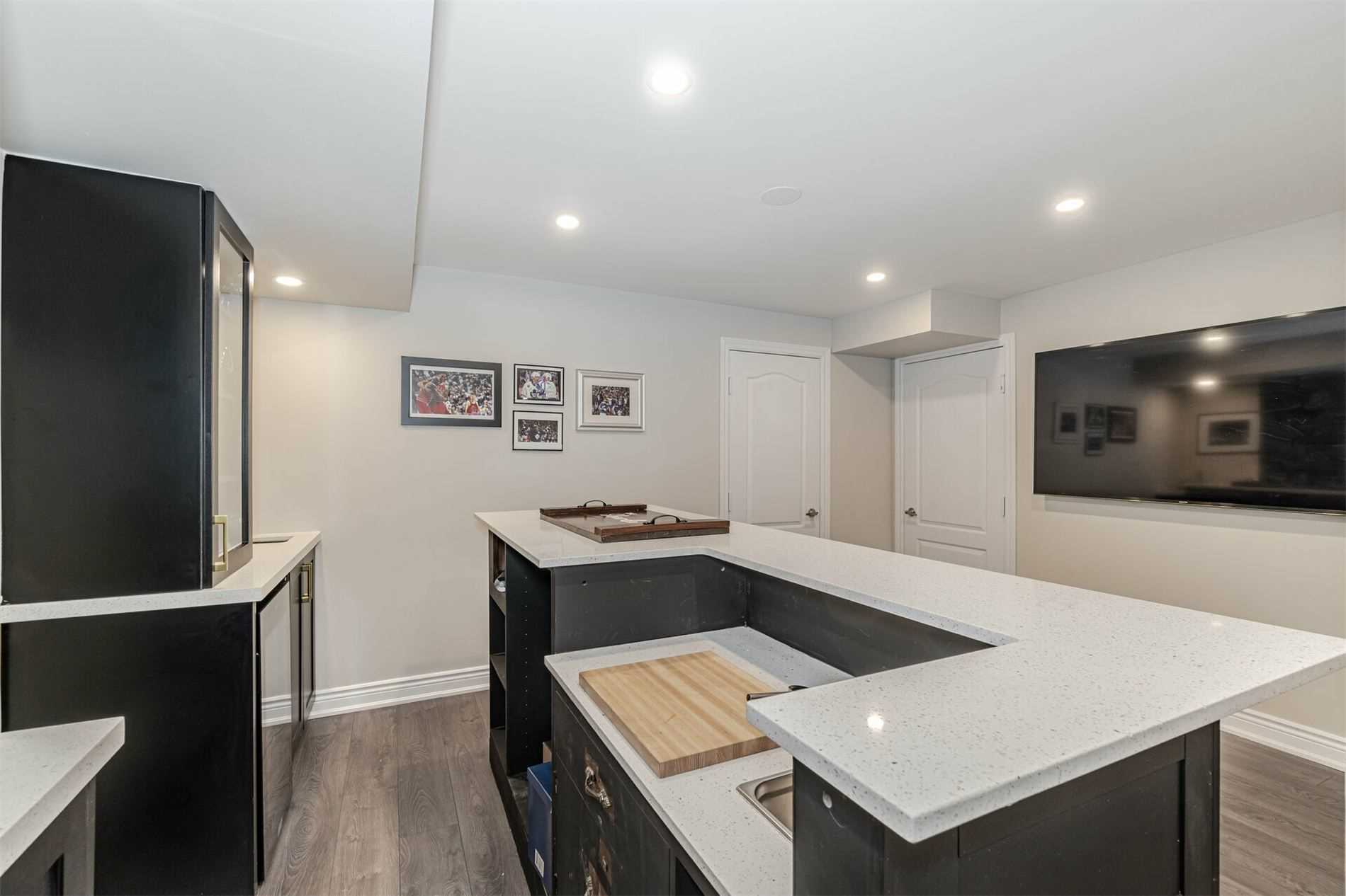112 Charmaine Rd