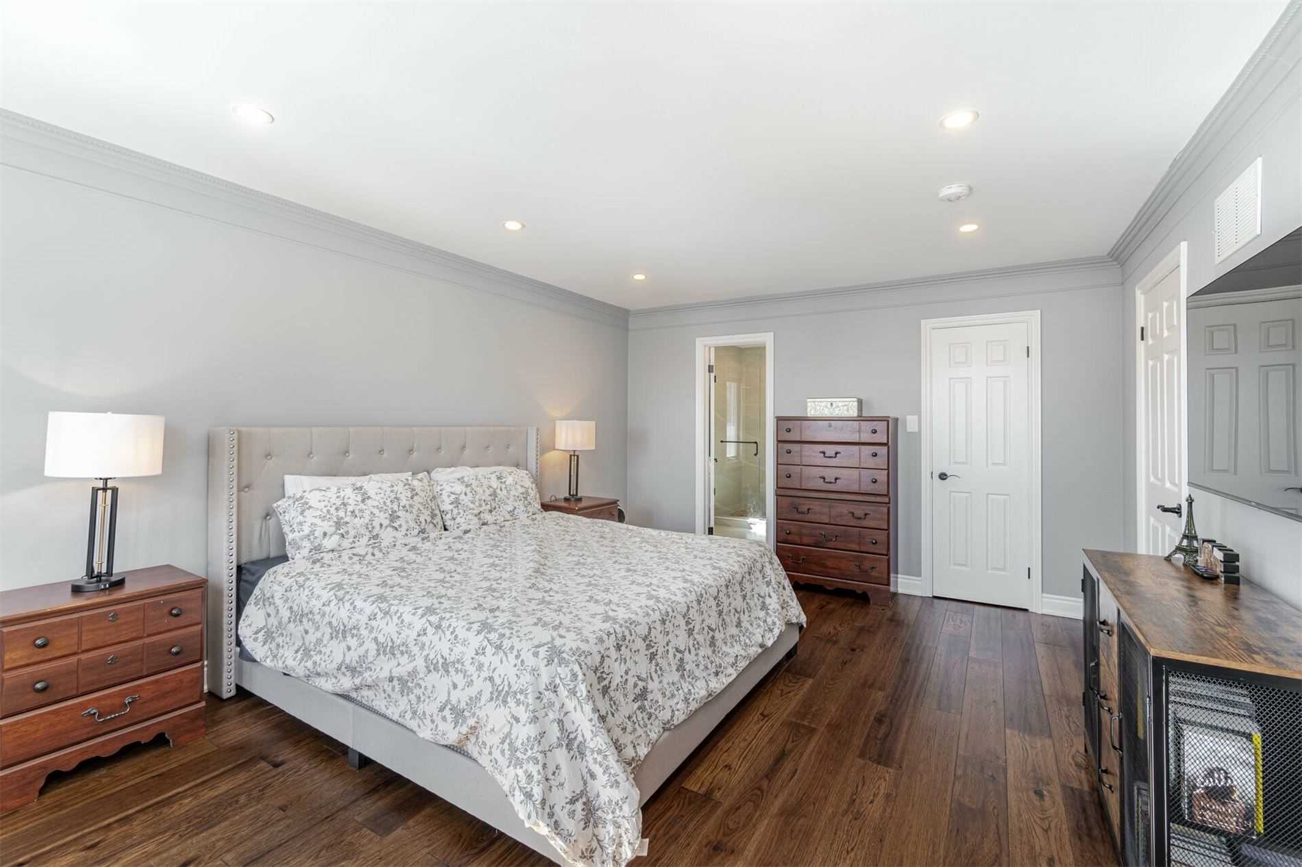 112 Charmaine Rd