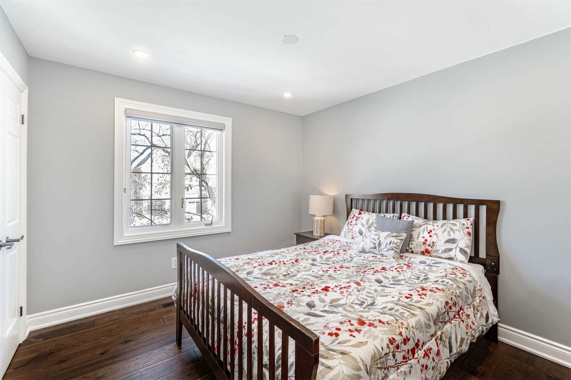 112 Charmaine Rd