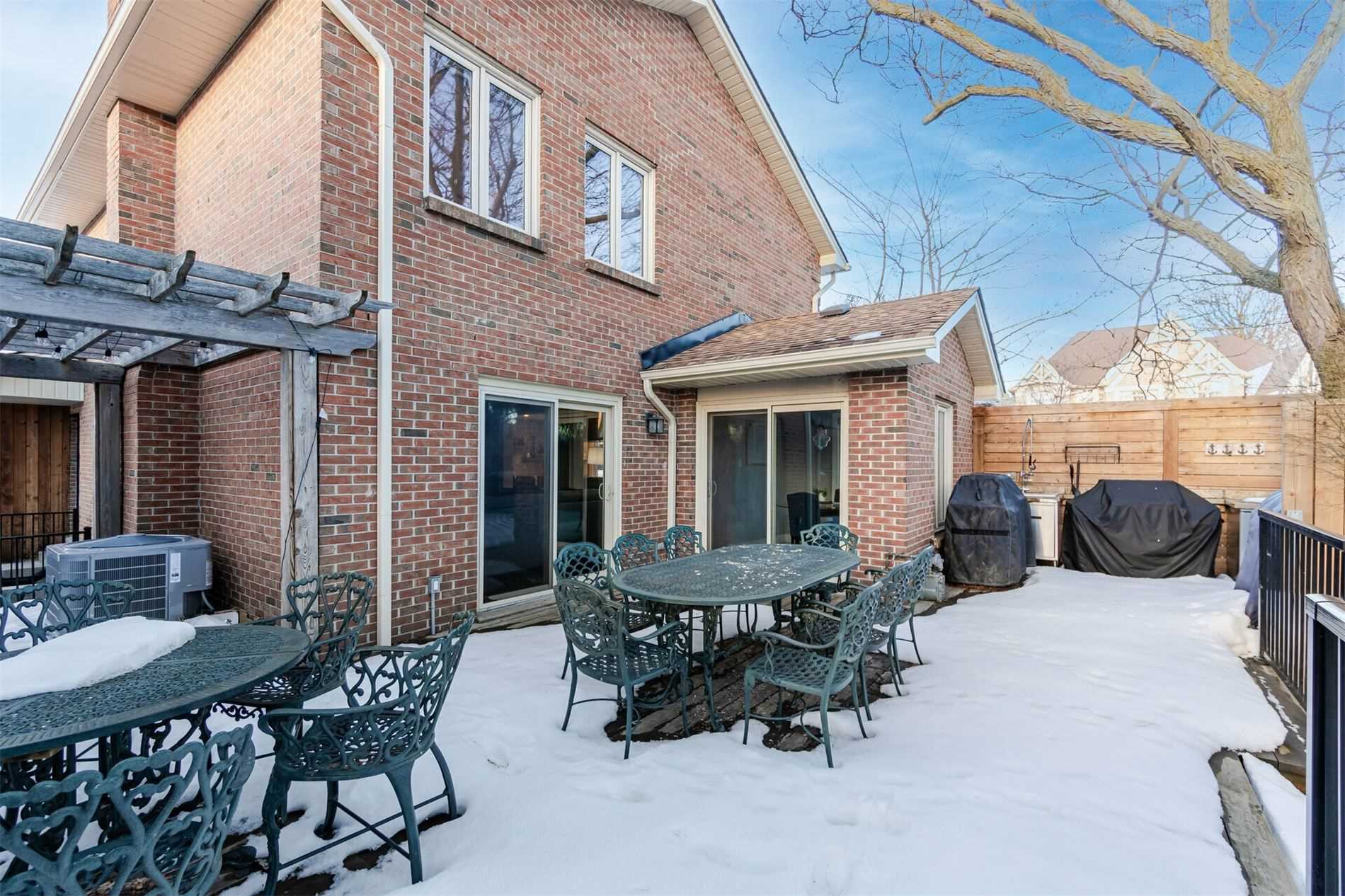 112 Charmaine Rd