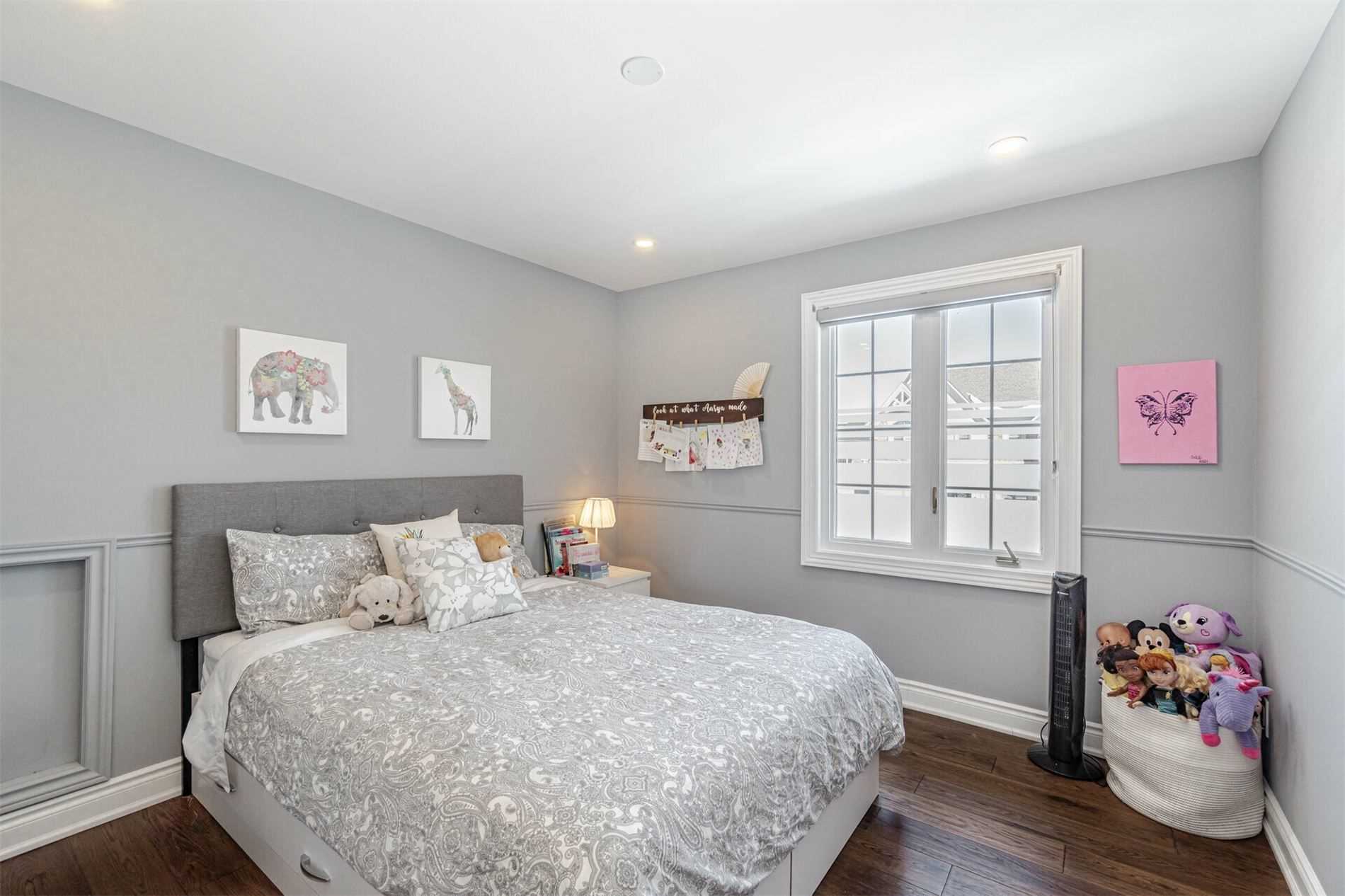 112 Charmaine Rd
