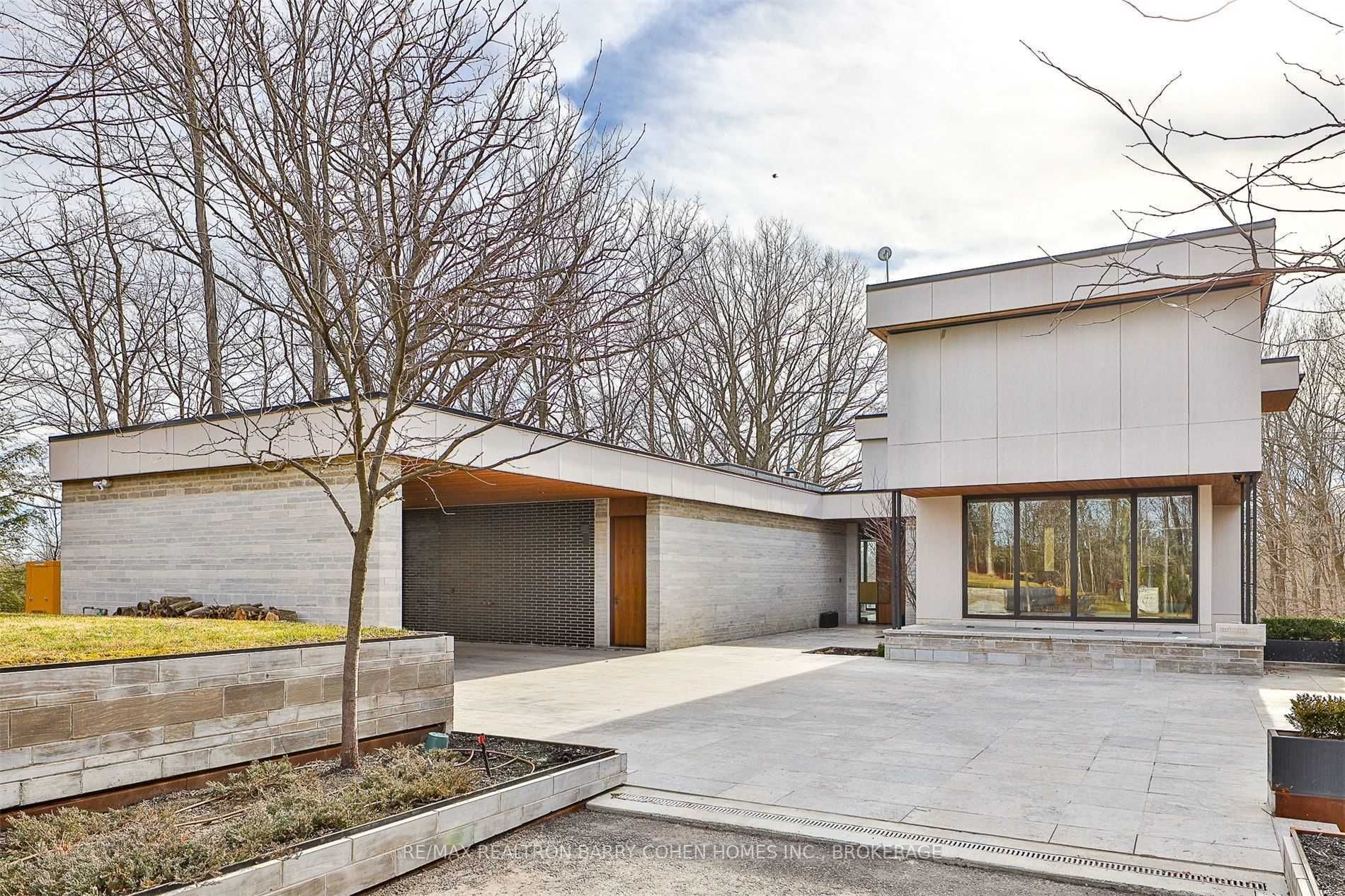 10320 Pine Valley Dr