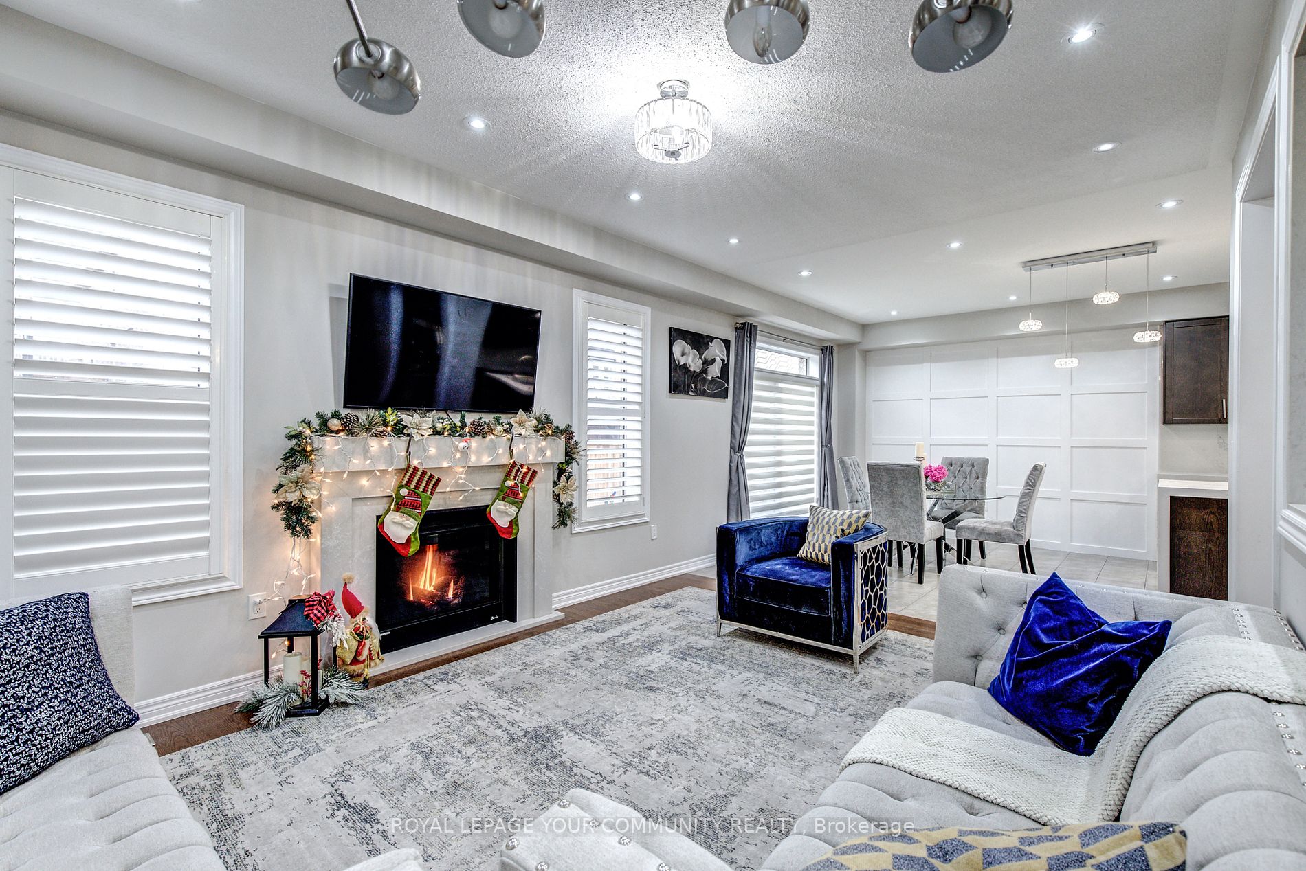 14 Beaconsfield Dr