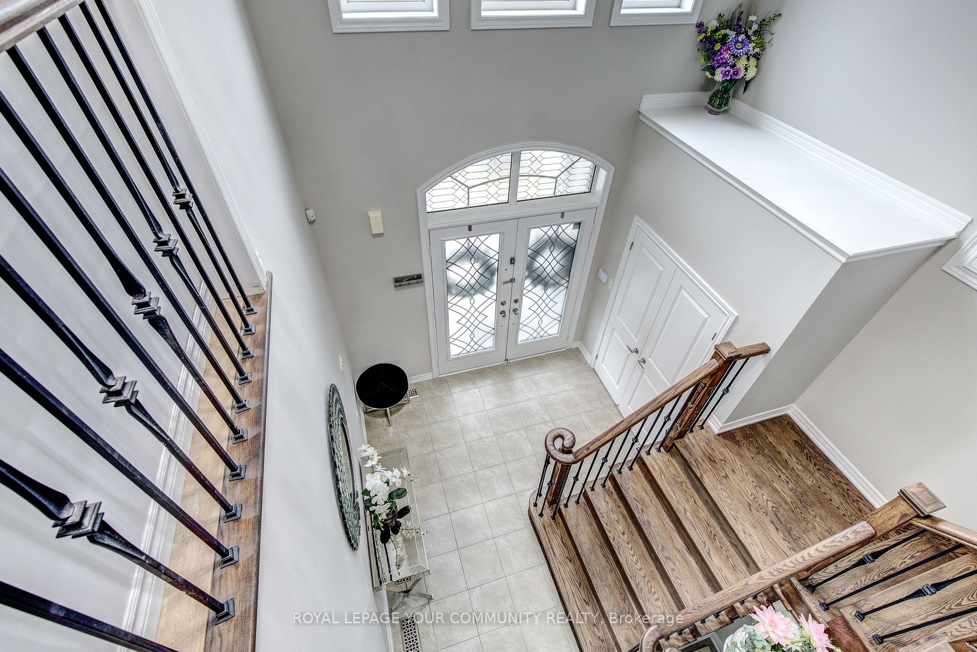 14 Beaconsfield Dr