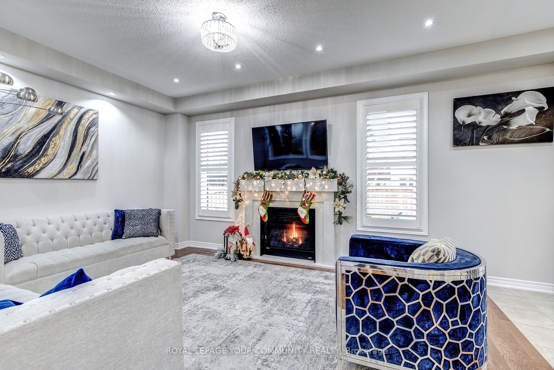 14 Beaconsfield Dr
