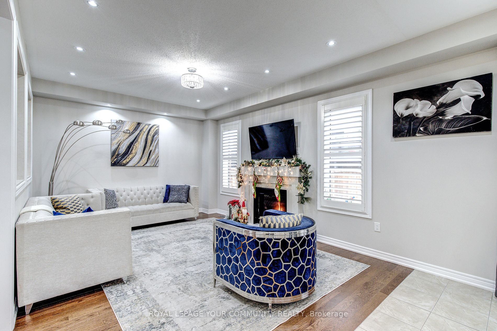 14 Beaconsfield Dr