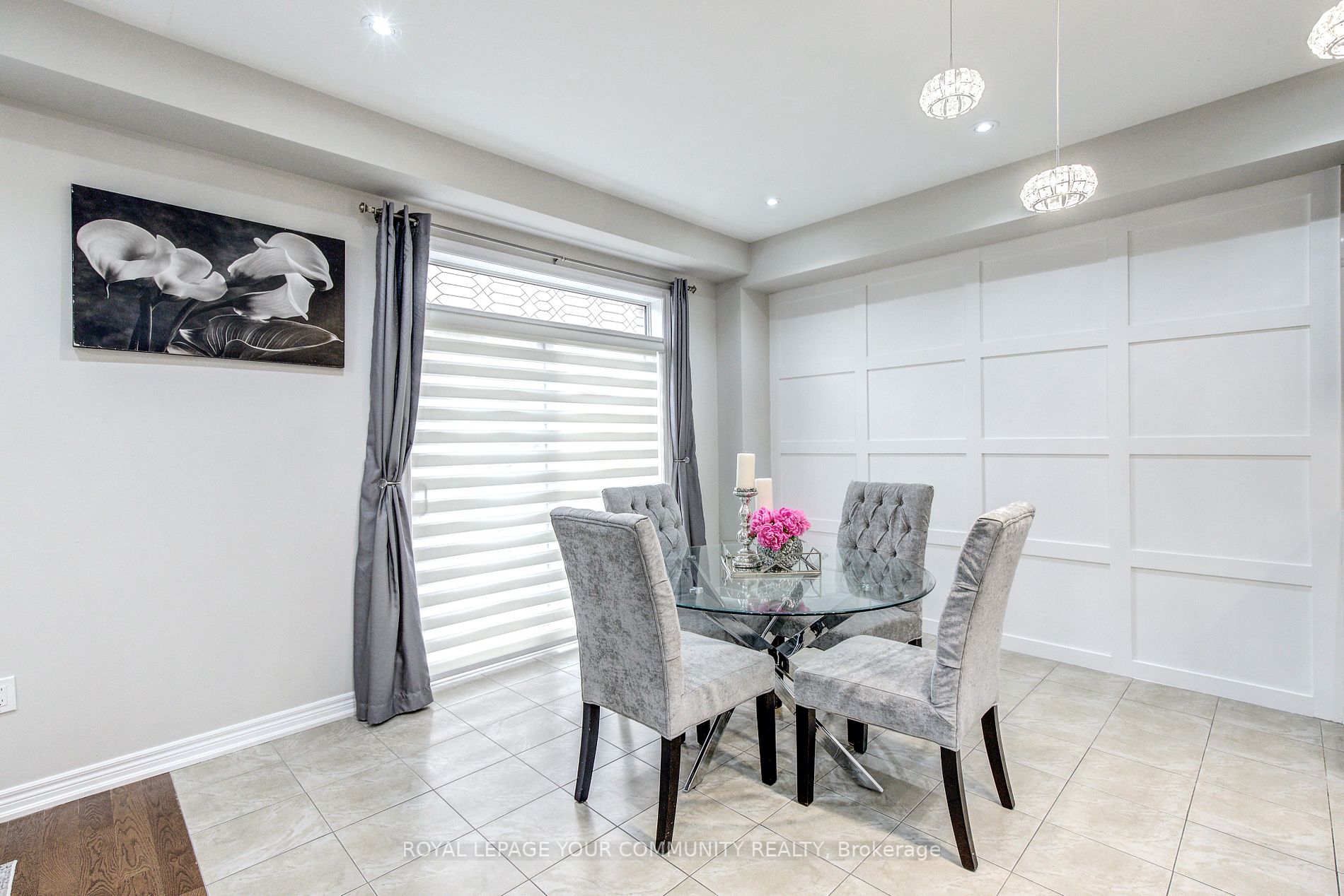 14 Beaconsfield Dr