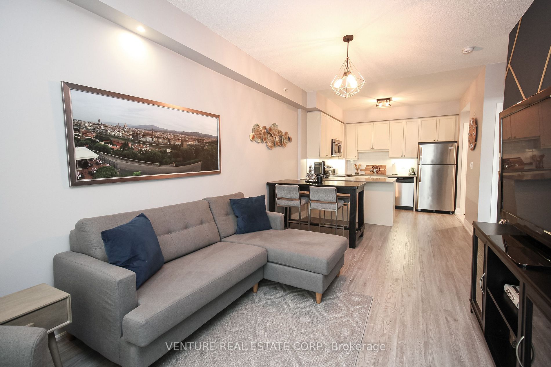 12 Woodstream Blvd, #505