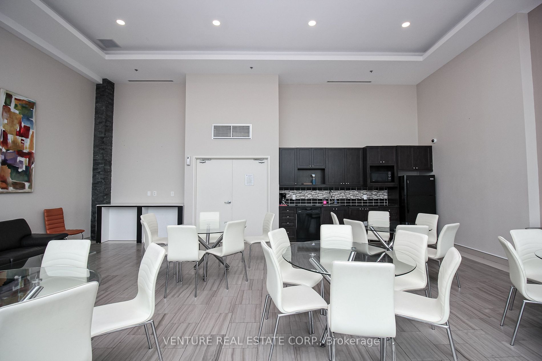 12 Woodstream Blvd, #505