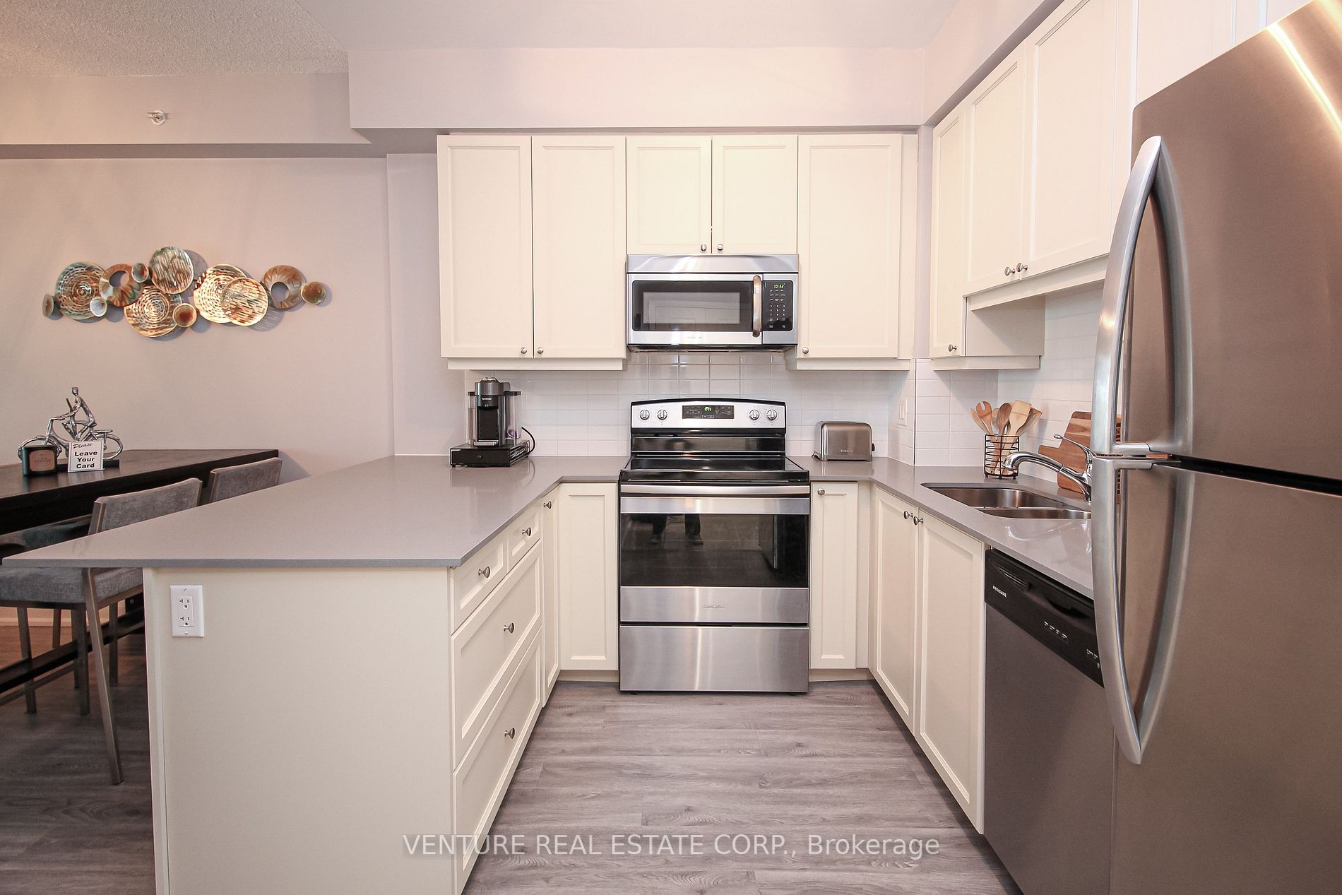 12 Woodstream Blvd, #505