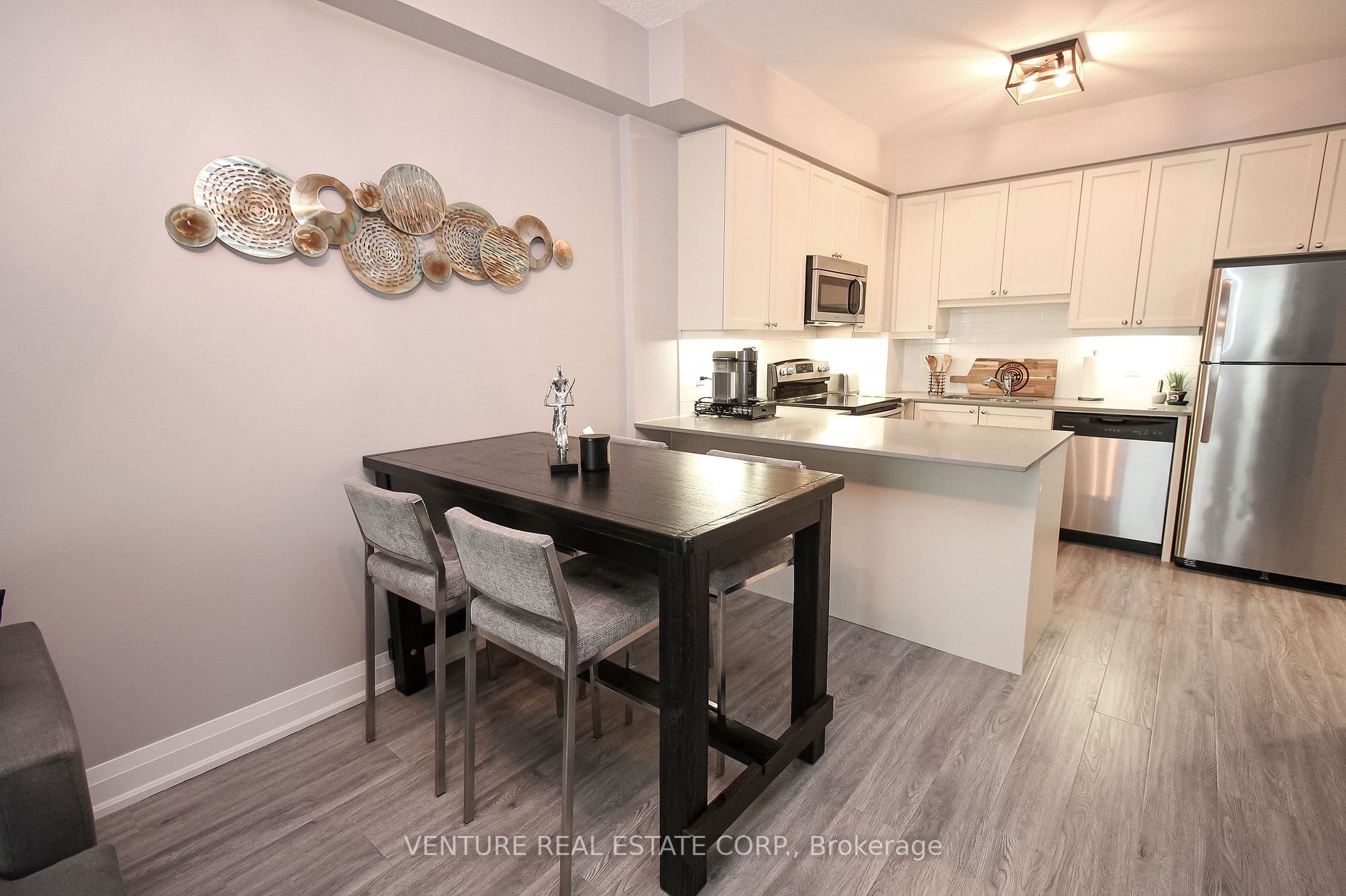 12 Woodstream Blvd, #505