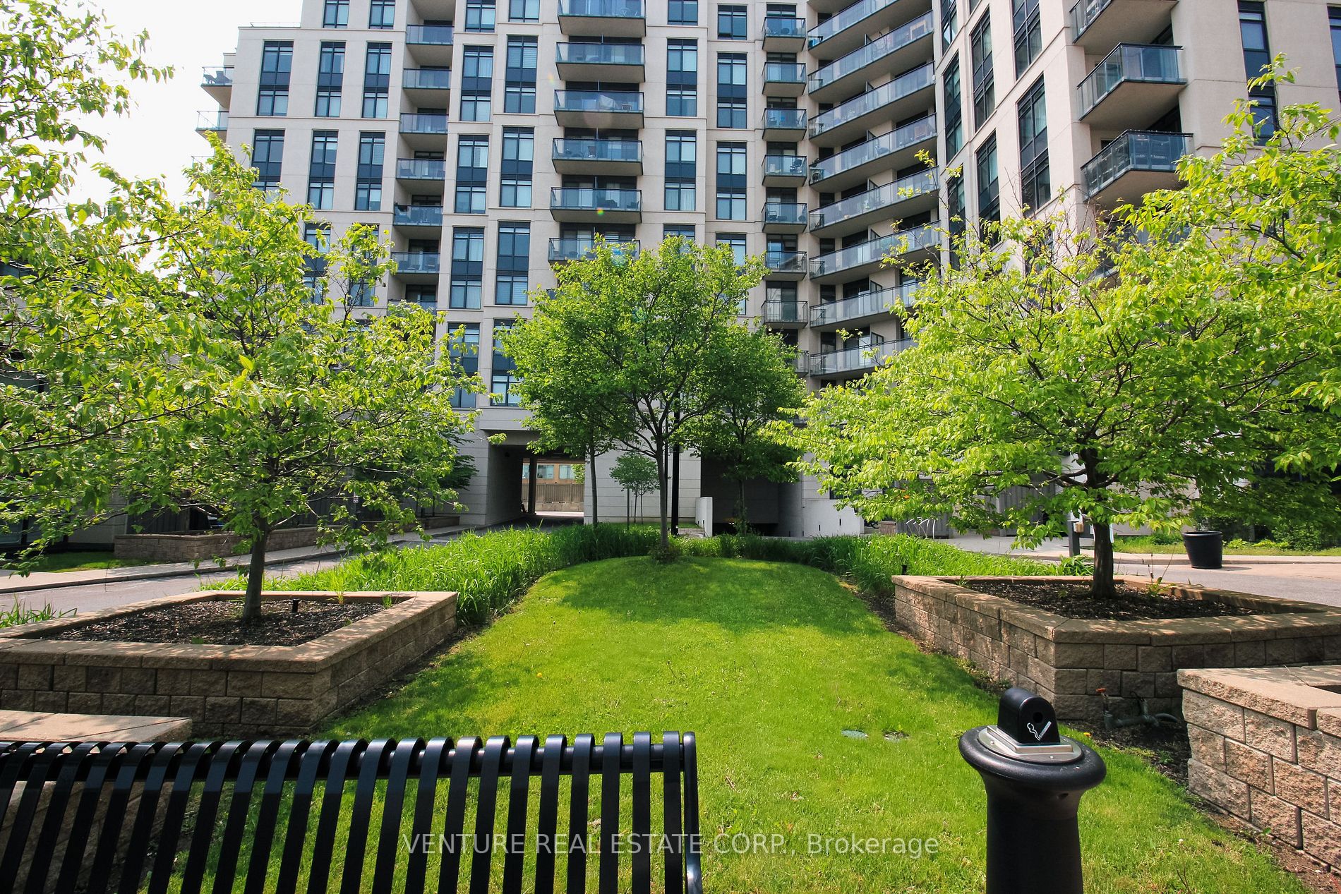 12 Woodstream Blvd, #505