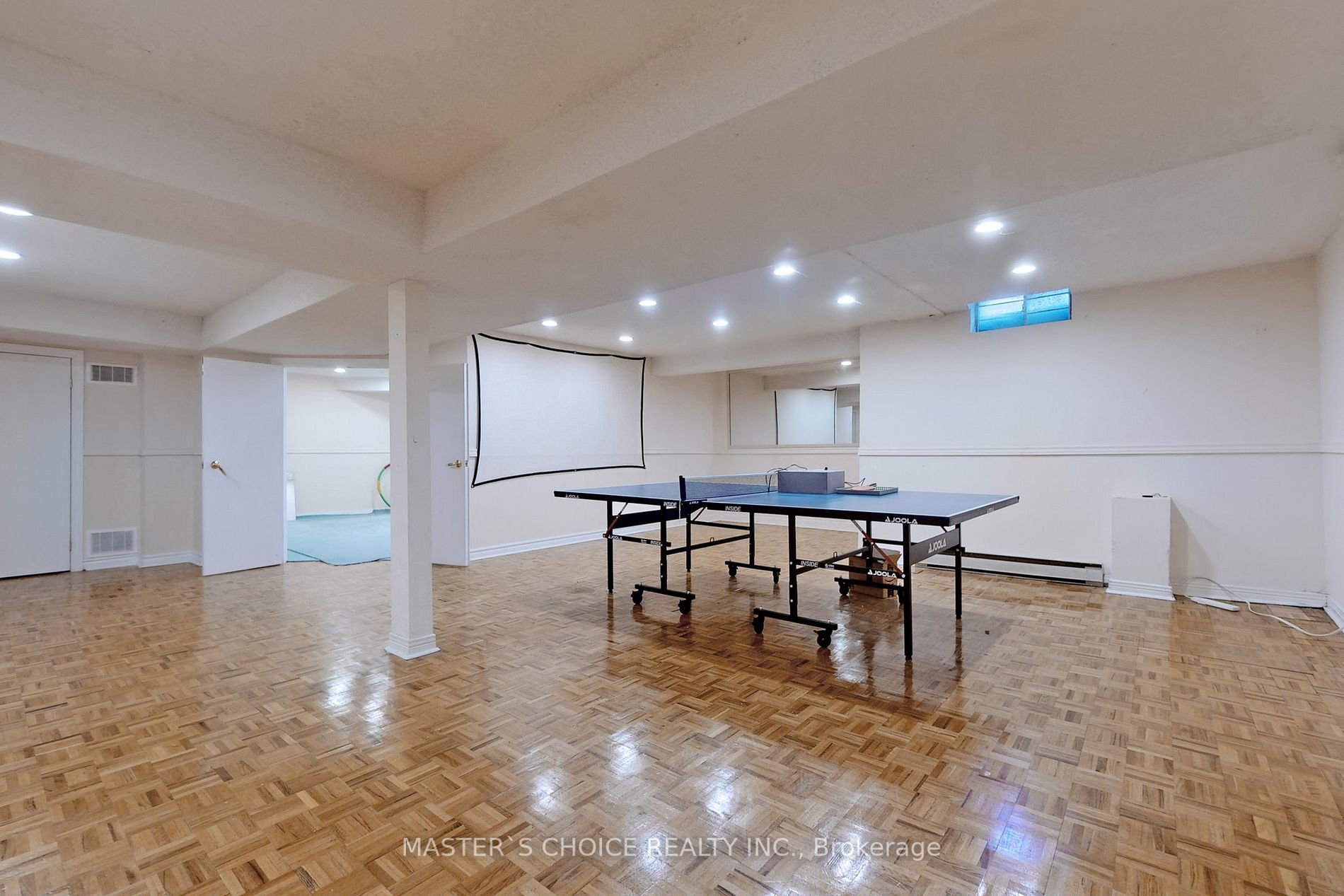 30 Miriam Cres