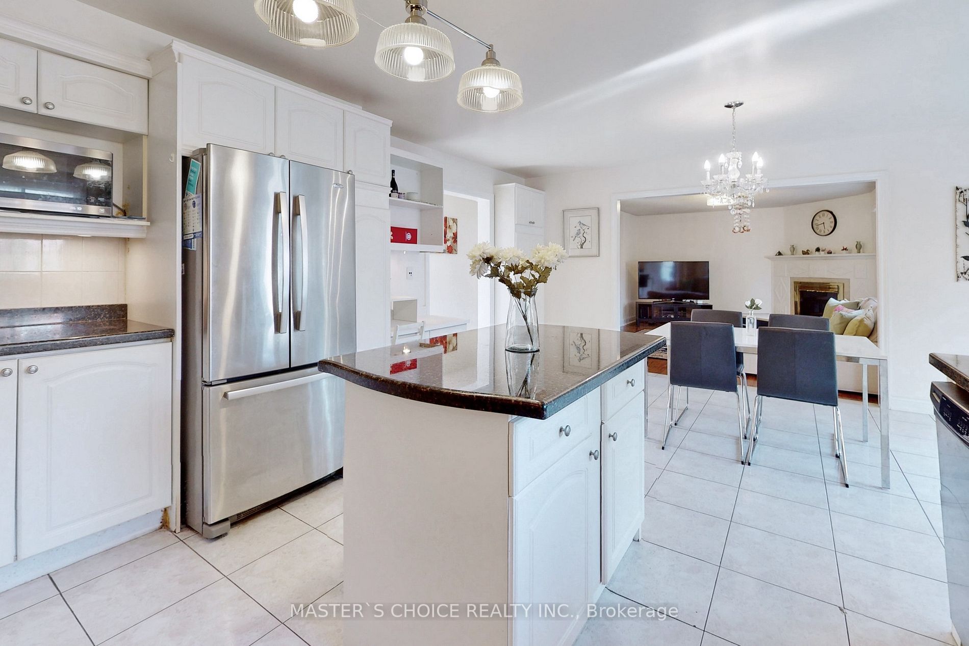 30 Miriam Cres