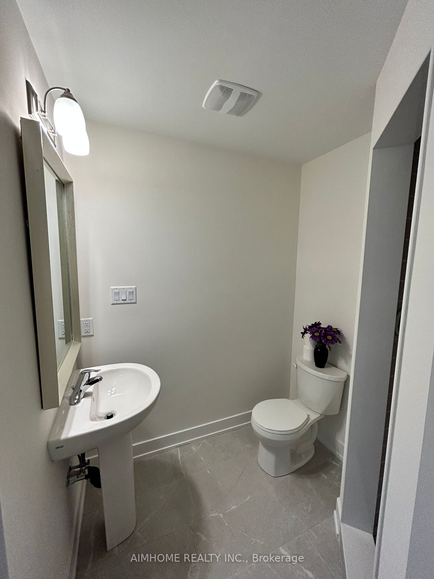 7 Phelps Lane #2