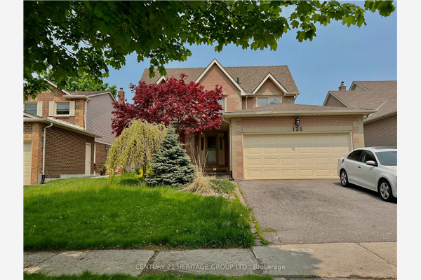 135 Glenway Circ N, Newmarket