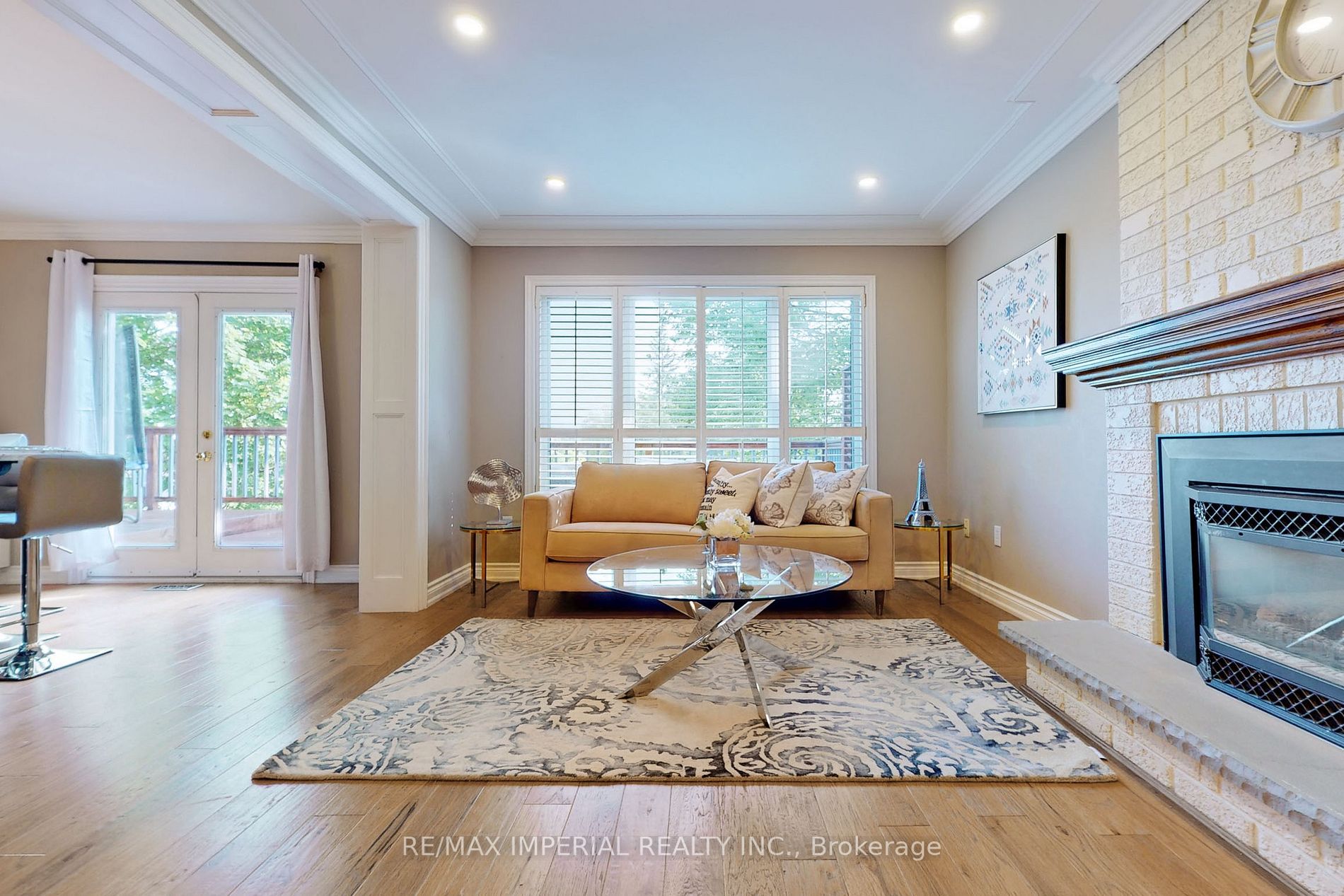 158 Chambers Cres