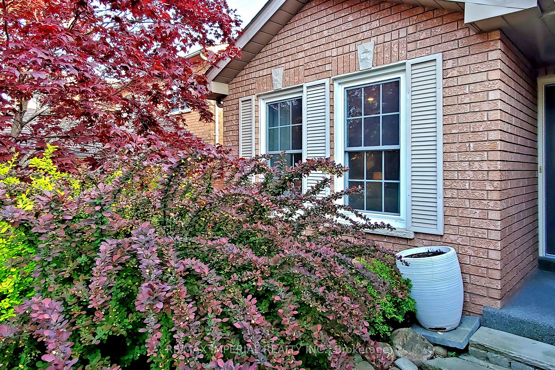 158 Chambers Cres