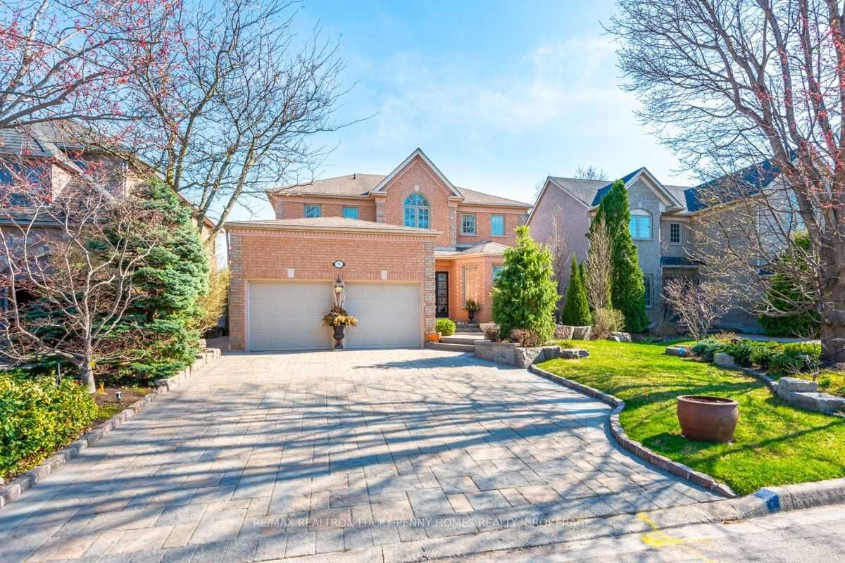 74 Braeside Square