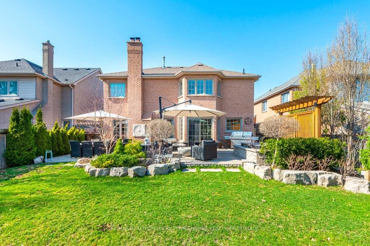 74 Braeside Square