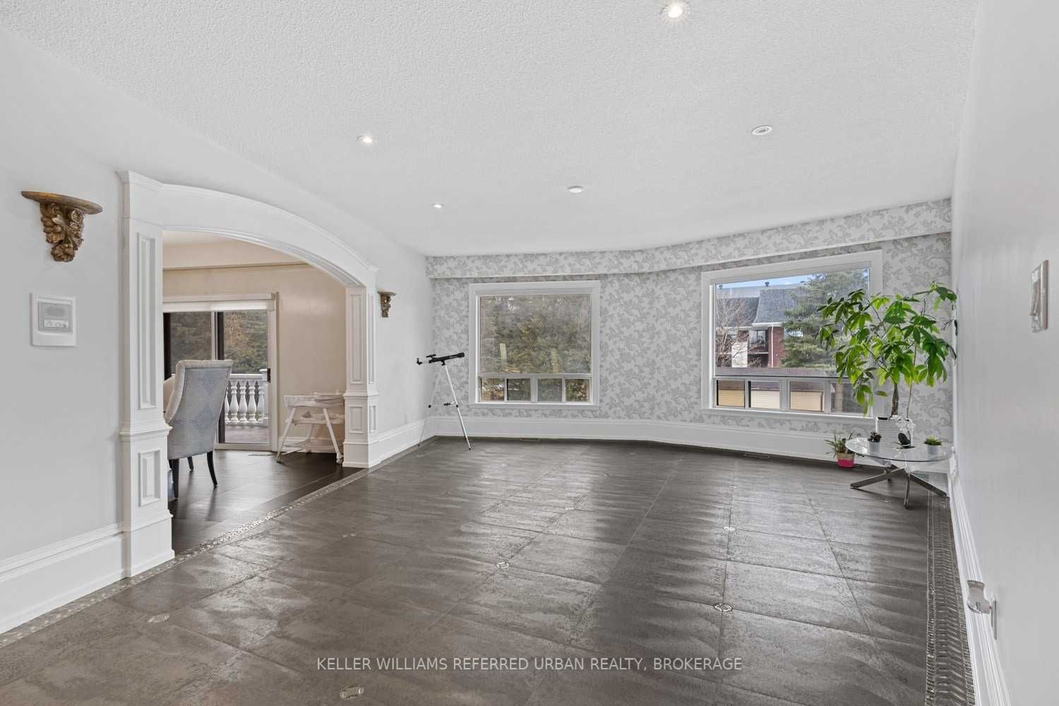 109 Collard Dr