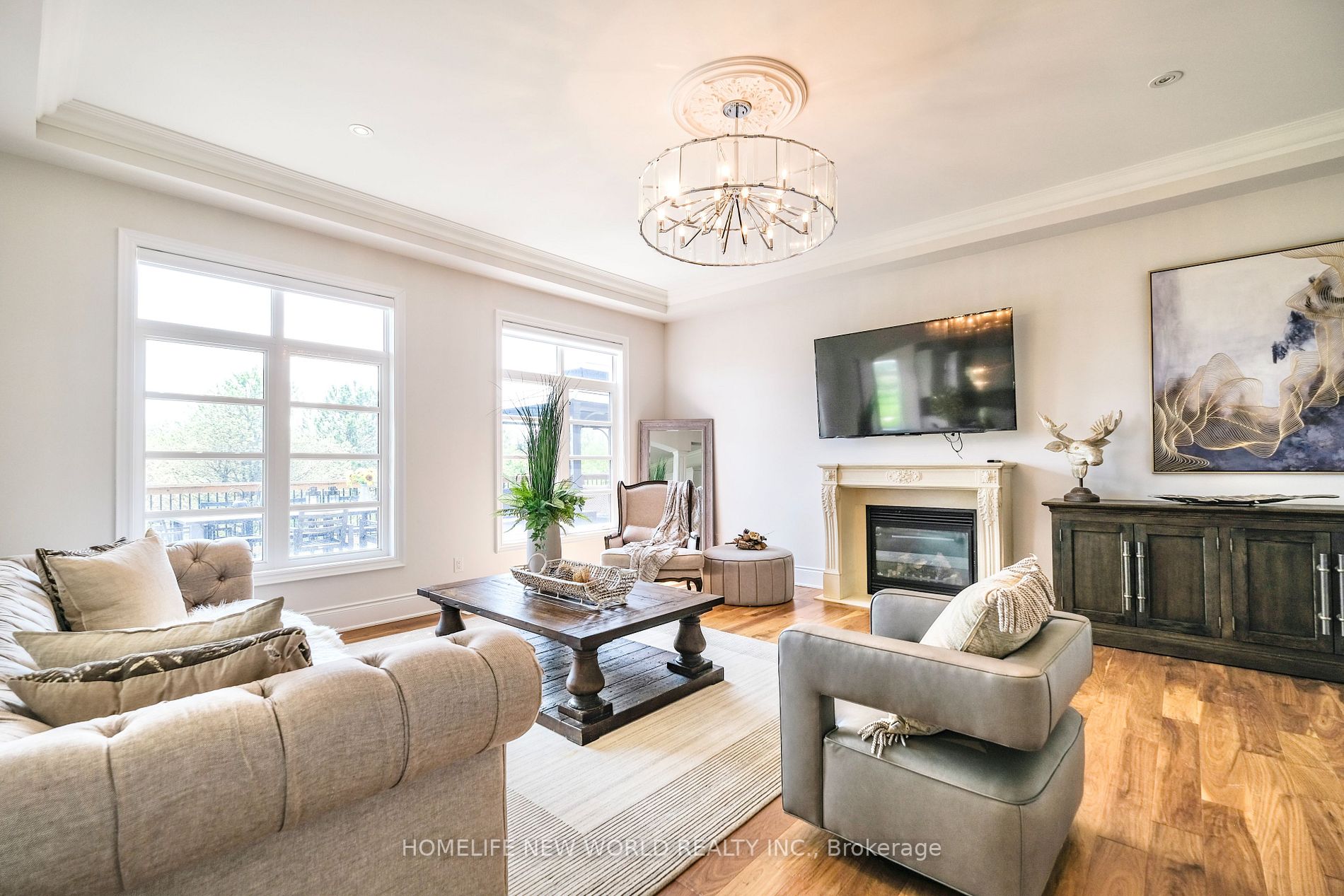 98 Carisbrooke Circ