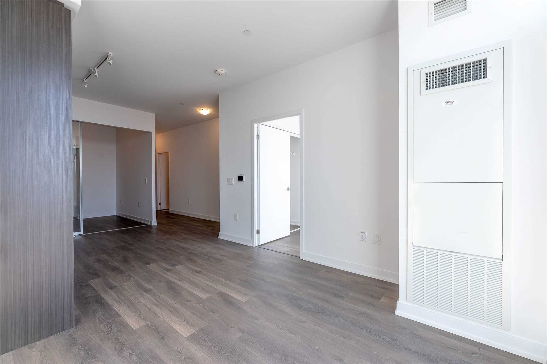 38 Honeycrisp Crescent #1110