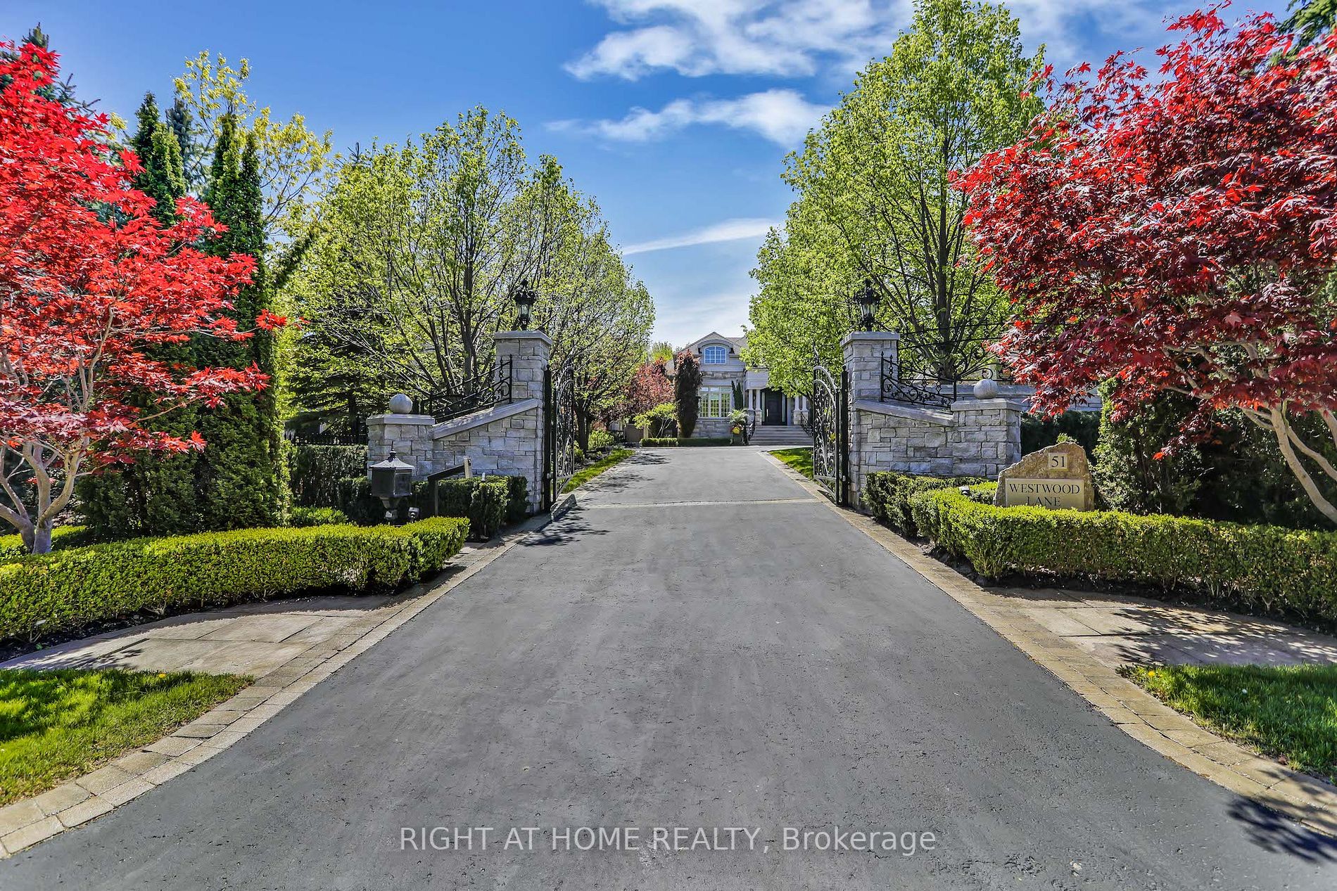 51 Westwood Lane