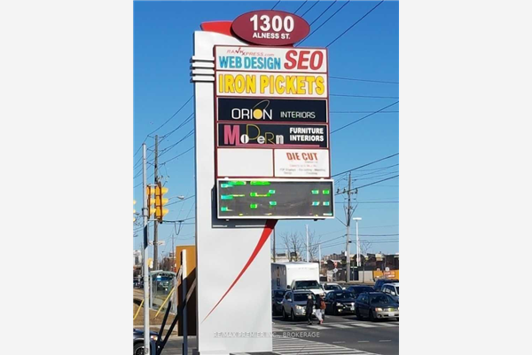 1300 Alness St, Vaughan