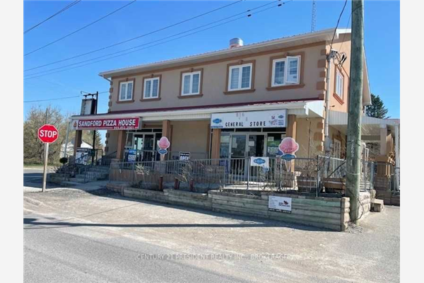 403 Sandford Rd, Uxbridge