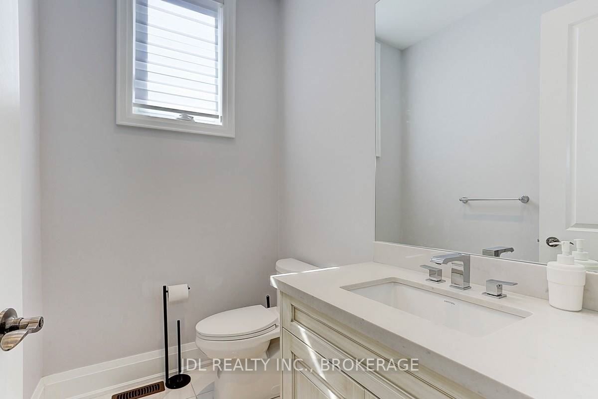 29 Elm Grove Ave