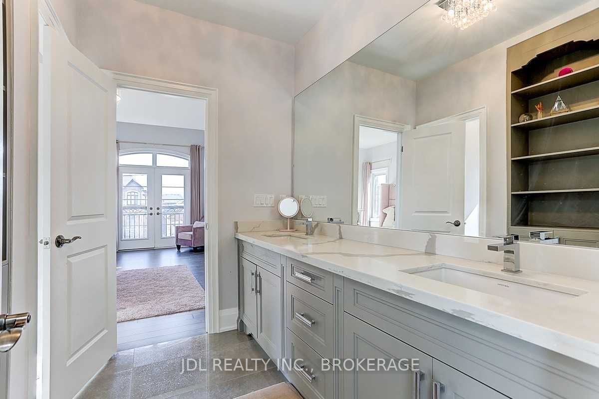 29 Elm Grove Ave