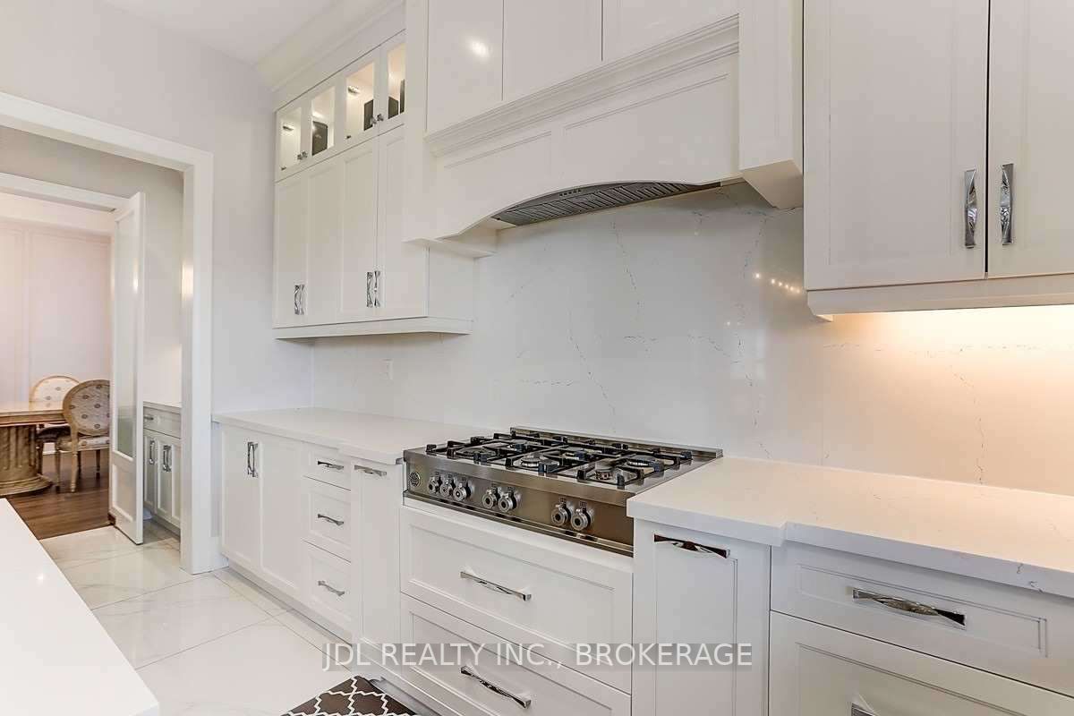29 Elm Grove Ave