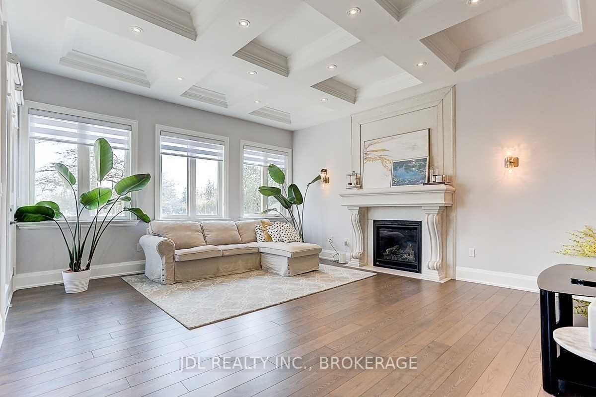 29 Elm Grove Ave