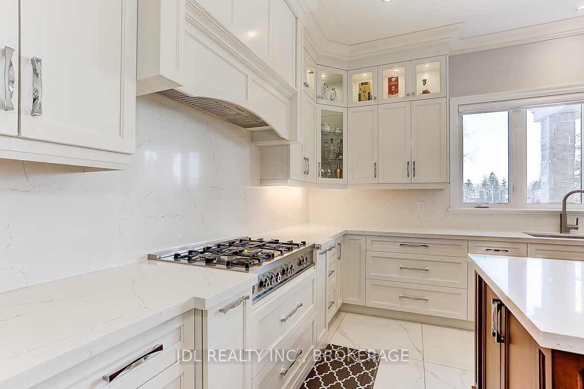 29 Elm Grove Ave