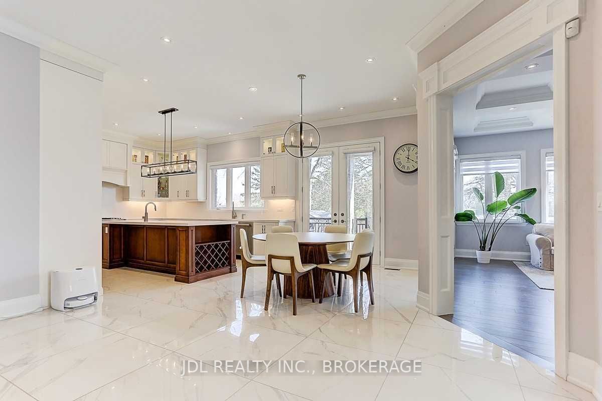 29 Elm Grove Ave