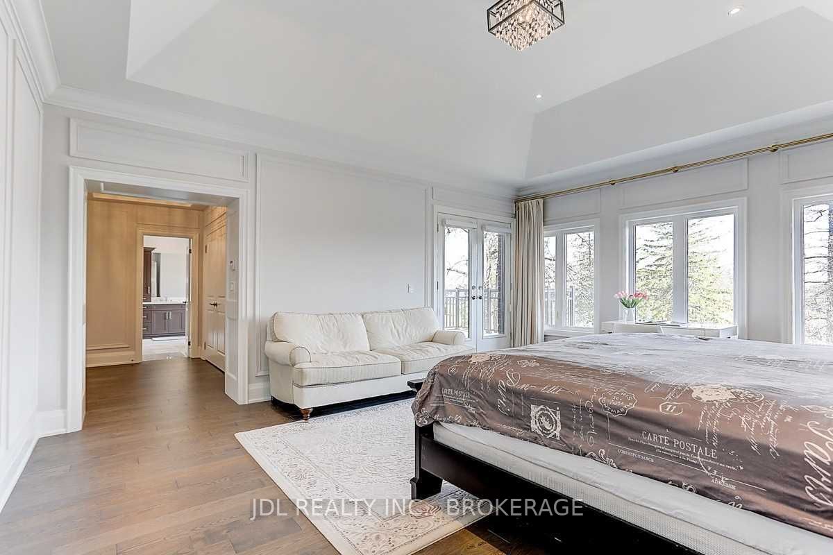 29 Elm Grove Ave