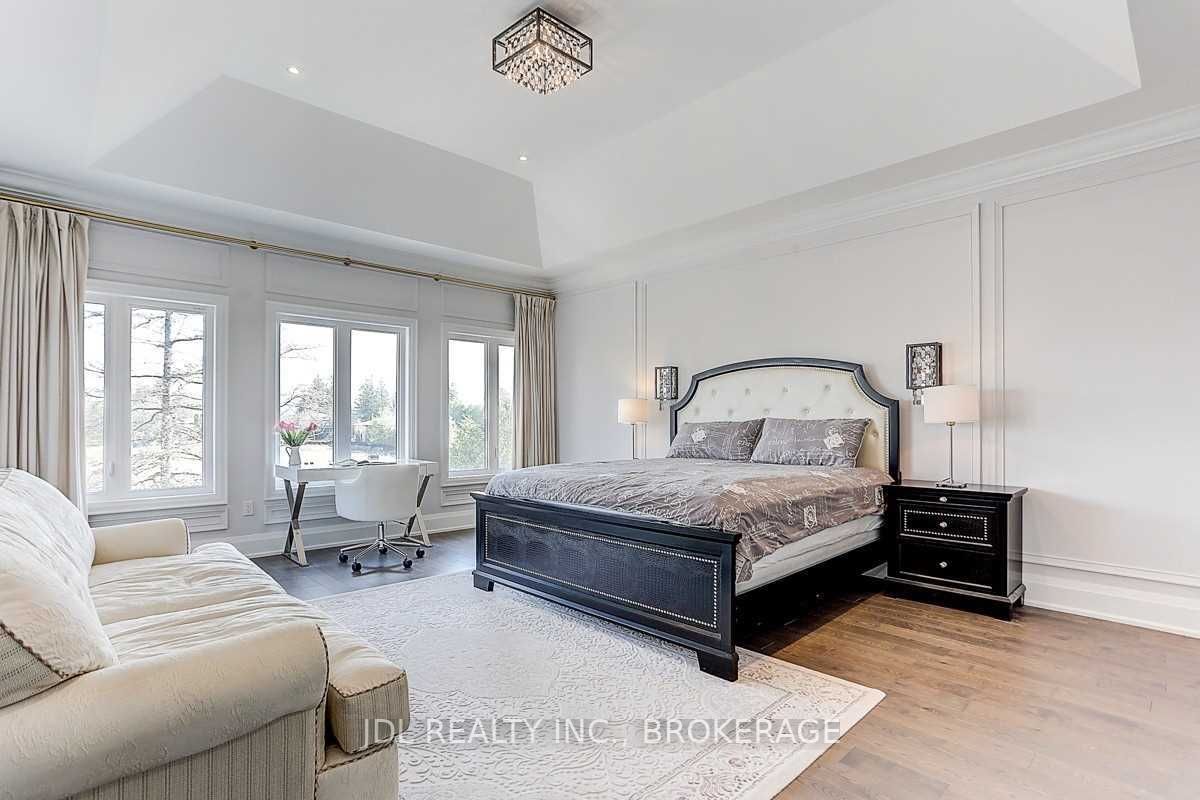 29 Elm Grove Ave
