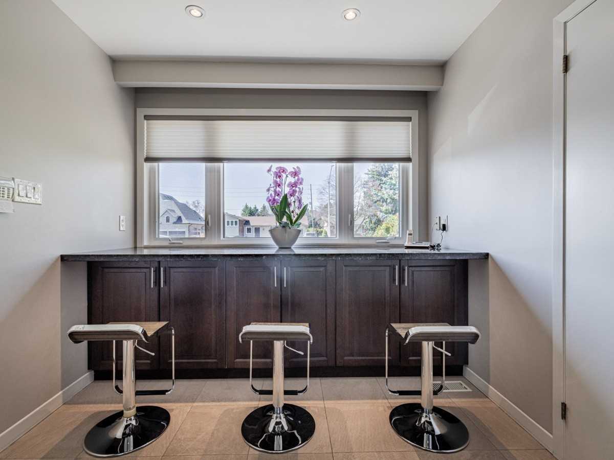 121 Donhill Cres