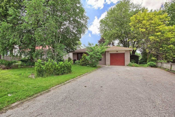30 George St, Richmond Hill