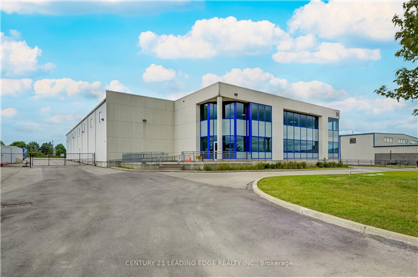 31 Anderson Blvd, Uxbridge